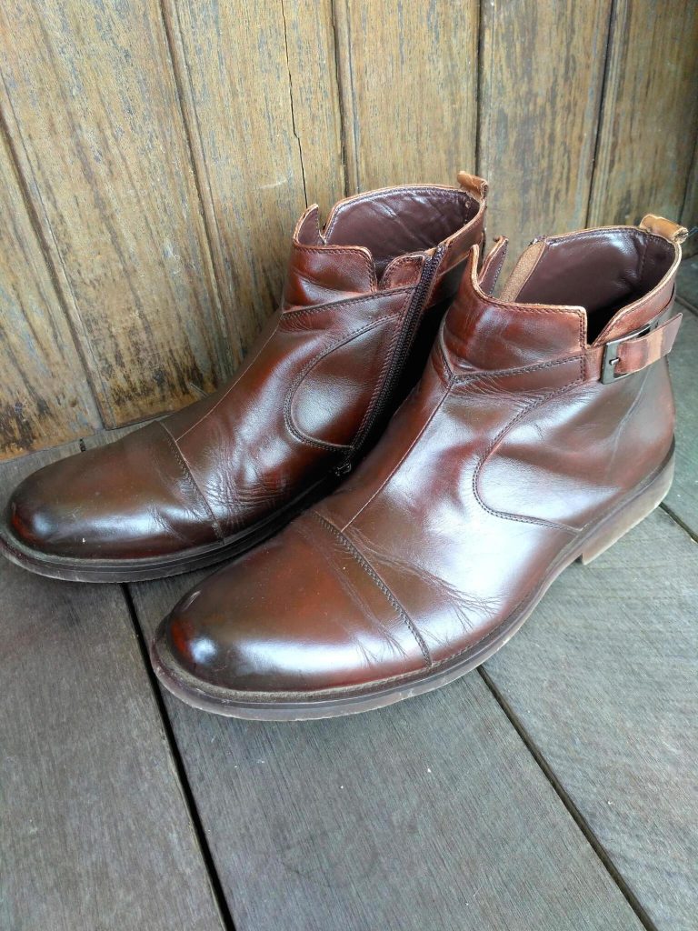 boots leather brown