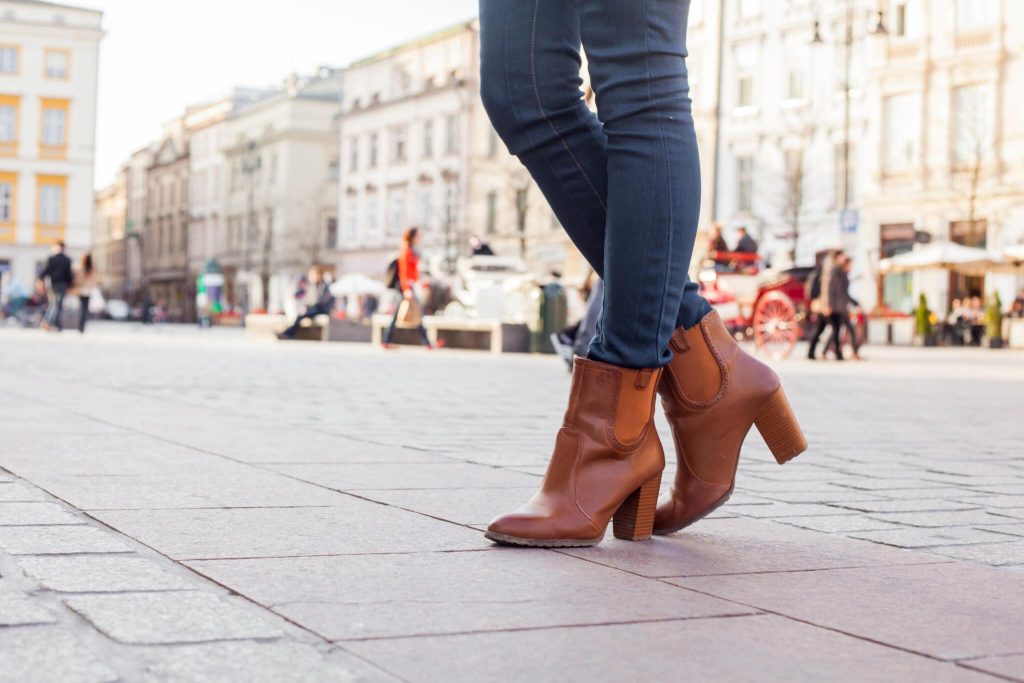 leather chelsea boots for women